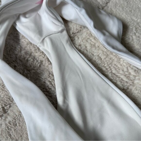 Victoria's Secret | White Brazilian Bikini Bottoms | Size Medium - Picture 4 of 6